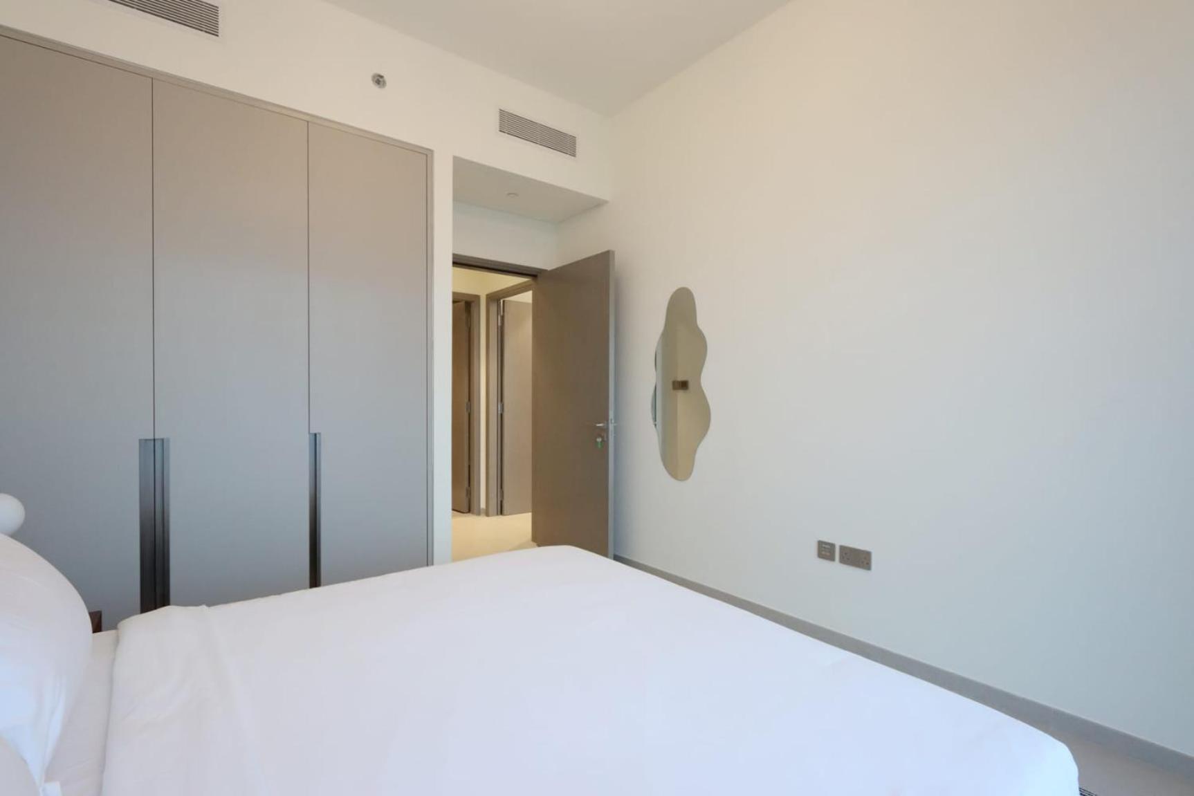 Livbnb Exquisite 2b View Of Burj & Fountain Appartamento Dubai